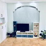 Hong Kong Road Apartment