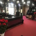 Hotel 7 Mari