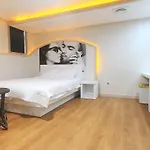Songam S Hotel