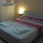 B&B Central