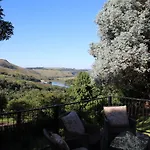 Birdsong Cottage No 9