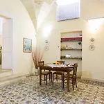 Casa Li Santi Apartment