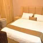 Euro Lounge And Suites