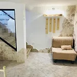 26 Suite Home