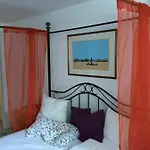 House With 2 Bedrooms In Rosa Marina With Enclosed Garden And Wifi