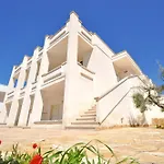 Residence Punta Pizzo