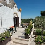 Grandi Trulli Bed & Breakfast