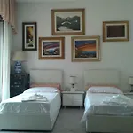 B&B Tra I Mari Del Salento