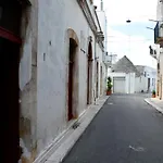 Appartamento In Palazzina Storica / Oberdan Suites