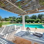 Helloapulia - Trulli Oleandro