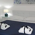 Dimora Grazia In Riva Al Mare