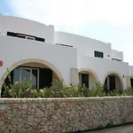 Apartment 2 With Pool And Sea View