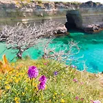 Elegant Apartment With Sea View In Otranto, Wifi, Air Conditioning And Parking