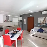Modern Apartment “Casa Giuditta Deluxe A Otranto” Wi-Fi & Balcony